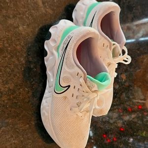Nike renew shoes